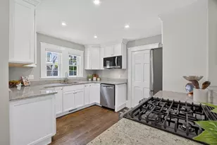 12 Cuba St, Andover, MA 01810 - Photo 4