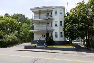 686 N Montello St, Brockton, MA 02301 - Photo 4