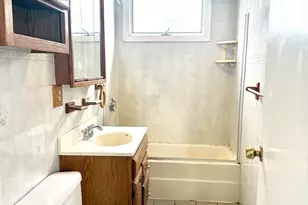 87 Hathaway St, New Bedford, MA 02746 - Photo 20