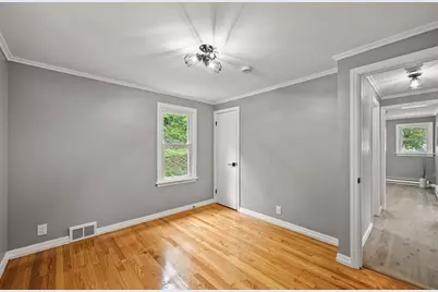 335 State St, North Adams, MA 01247 - Photo 24