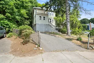 391 Poplar St, Boston, MA 02131 - Photo 1