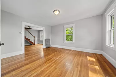 391 Poplar St, Boston, MA 02131 - Photo 12