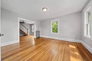 391 Poplar St, Boston, MA 02131 - Photo 12