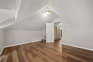 391 Poplar St, Boston, MA 02131 - Photo 14