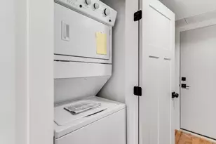 97 Condor St, Boston, MA 02128 - Photo 4