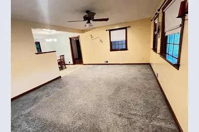 5 Kinney Ave, Burlington, MA 01803 - Photo 4