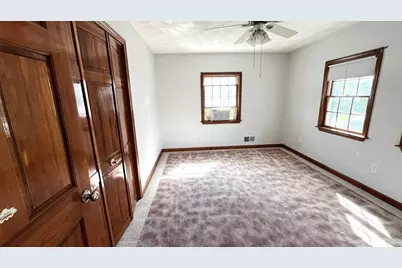 5 Kinney Ave, Burlington, MA 01803 - Photo 20