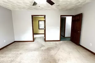 5 Kinney Ave, Burlington, MA 01803 - Photo 18