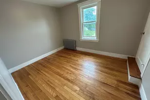 16 Northboro St, Worcester, MA 01604 - Photo 4
