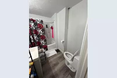 7 Bluff St, Worcester, MA 01610 - Photo 8