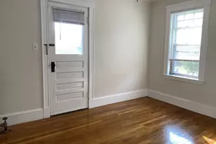 22 Colonial Ave, Newton, MA 02460 - Photo 2