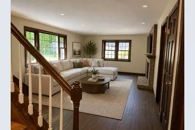 9 Cyndy Ln, Millbury, MA 01527 - Photo 4