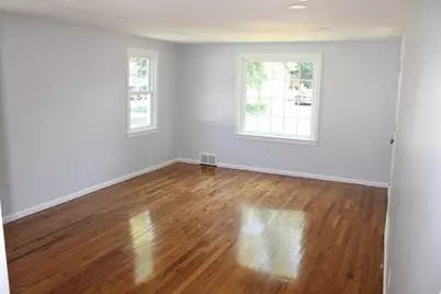 16 N. Hood St, Springfield, MA 01109 - Photo 8