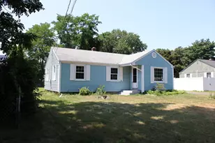 16 N Hood St, Springfield, MA 01109 - Photo 2