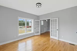 3 Loidie Ln, Brockton, MA 02301 - Photo 10