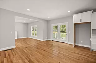 3 Loidie Ln, Brockton, MA 02301 - Photo 14