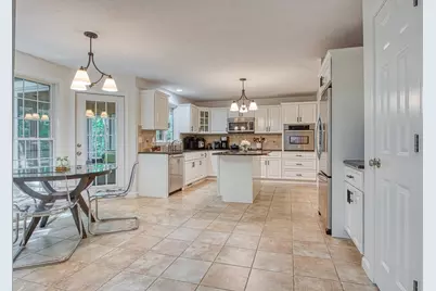 107 Field St, Taunton, MA 02780 - Photo 6