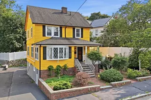112 Sherwood Rd, Medford, MA 02155 - Photo 2