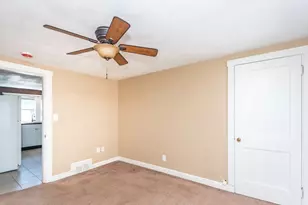 194 Lake St, Waltham, MA 02451 - Photo 10