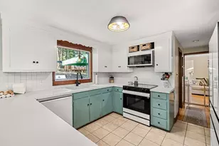 536 Ipswich Rd, Boxford, MA 01921 - Photo 4