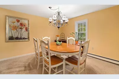 82 Norton Rd, North Attleboro, MA 02760 - Photo 8