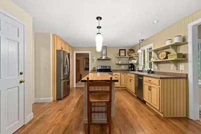 82 Norton Rd, North Attleboro, MA 02760 - Photo 2