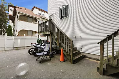 22-24 Sorrento St, Springfield, MA 01108 - Photo 30
