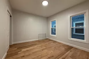 16 Willow Ave, Somerville, MA 02144 - Photo 8