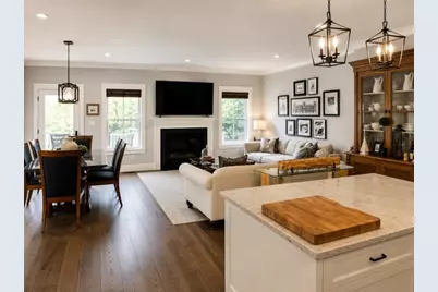 10 Southfield Ln #10, Sherborn, MA 01770 - Photo 2
