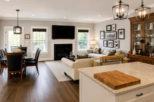 10 Southfield Ln, Sherborn, MA 01770 - Photo 2