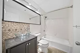 10 Linwood St, Malden, MA 02148 - Photo 12