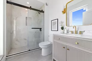 66 McGrath Highway, Quincy, MA 02169 - Photo 20
