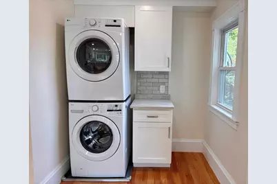 29 Sylvan St #2, Malden, MA 01248 - Photo 4