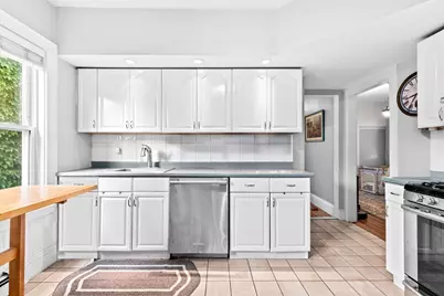 12 Houghton St #1, Boston, MA 02122 - Photo 6