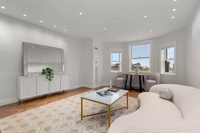390 Commonwealth Ave #706, Boston, MA 02215 - Photo 4