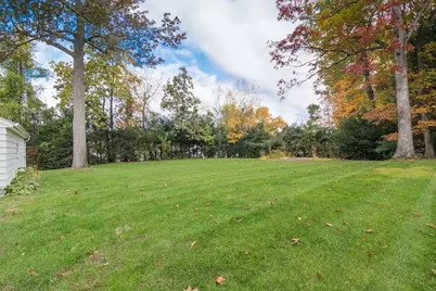 21 Gates Ave, East Longmeadow, MA 01028 - Photo 22