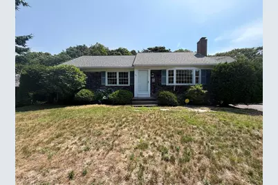 96 Pawkannawkut Dr, Yarmouth, MA 02664 - Photo 2
