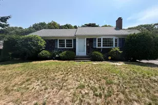 96 Pawkannawkut Dr, Yarmouth, MA 02664 - Photo 2