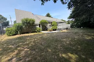 96 Pawkannawkut Dr, Yarmouth, MA 02664 - Photo 8