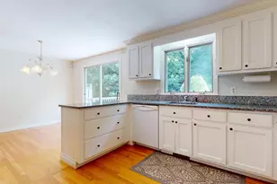 96 Pawkannawkut Dr, Yarmouth, MA 02664 - Photo 24