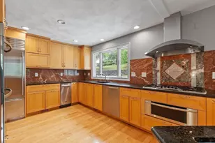 60 Murphy, Hudson, MA 01749 - Photo 12
