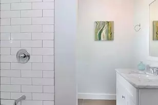 9 Upham Ave, Boston, MA 02125 - Photo 10