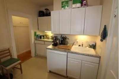 38A Saint Paul St. #1, Brookline, MA 02446 - Photo 6