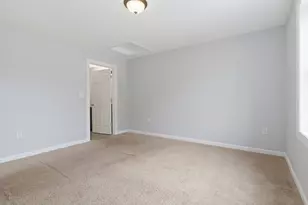 70 Swan Ave, Worcester, MA 01602 - Photo 16