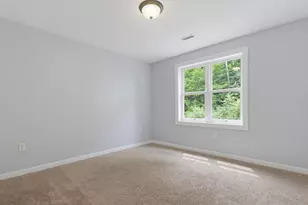 70 Swan Ave, Worcester, MA 01602 - Photo 26