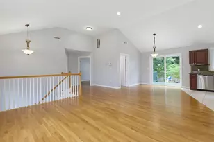 70 Swan Ave, Worcester, MA 01602 - Photo 10