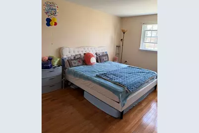 49 Jacqueline Rd #6, Waltham, MA 02452 - Photo 4
