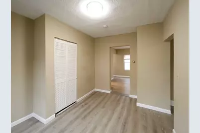 25 Oakland Ave #2R, Everett, MA 02149 - Photo 10