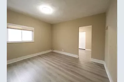 25 Oakland Ave #2R, Everett, MA 02149 - Photo 6