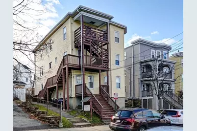 25 Oakland Ave #2R, Everett, MA 02149 - Photo 12